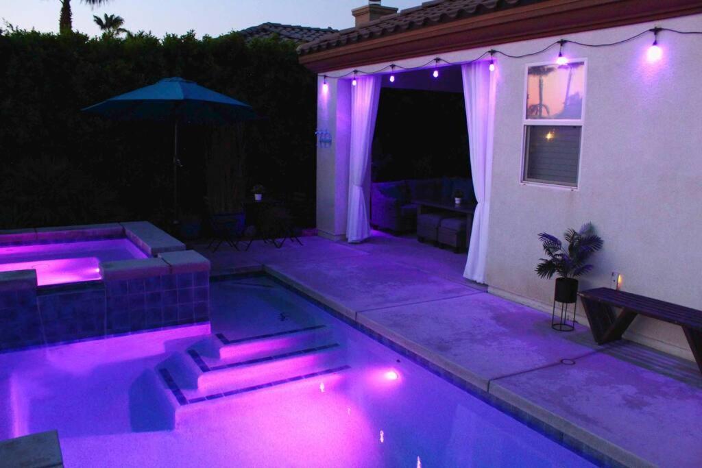 Entire Bungalow W/ Private Pool Near Palm Springs! Indio Exteriör bild