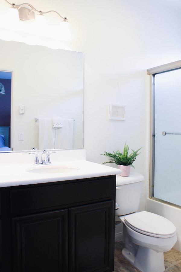 Entire Bungalow W/ Private Pool Near Palm Springs! Indio Exteriör bild