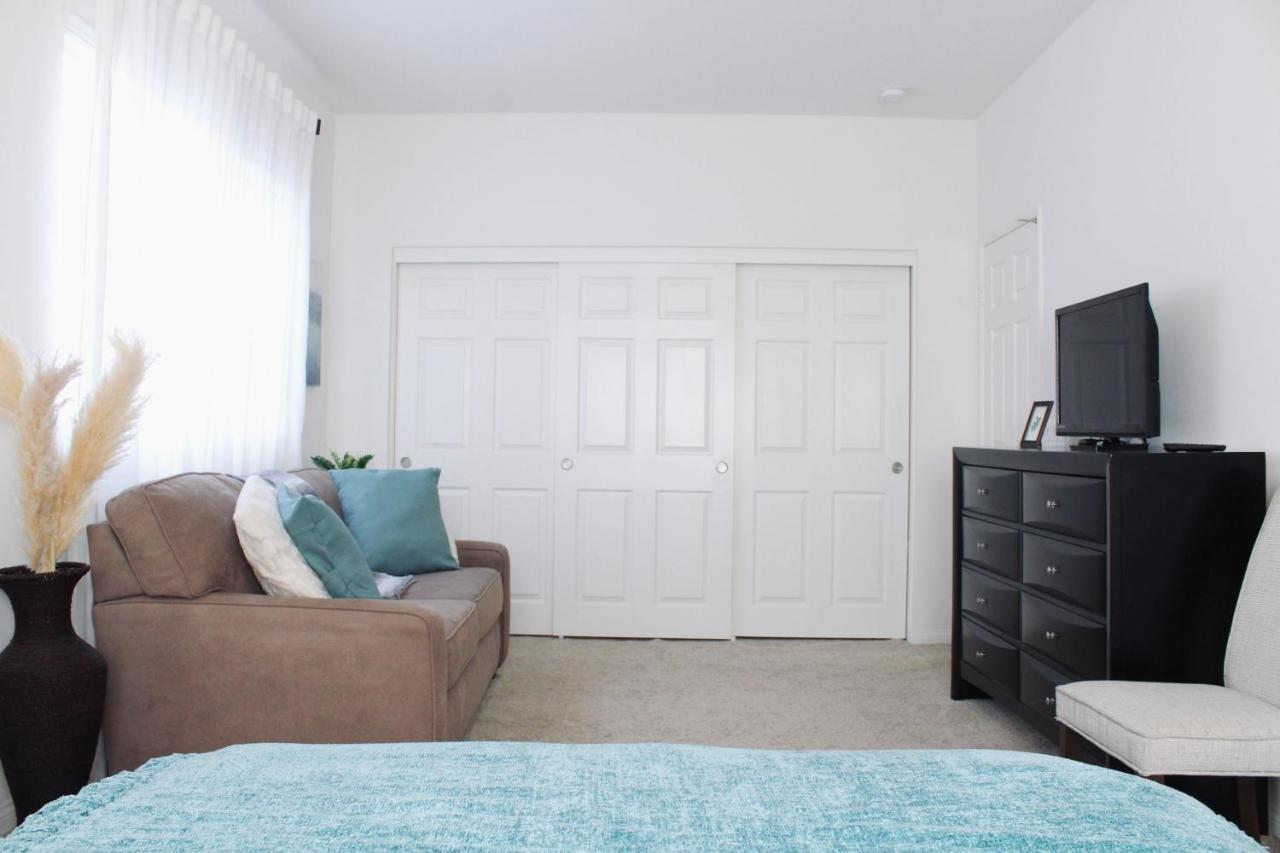 Entire Bungalow W/ Private Pool Near Palm Springs! Indio Exteriör bild